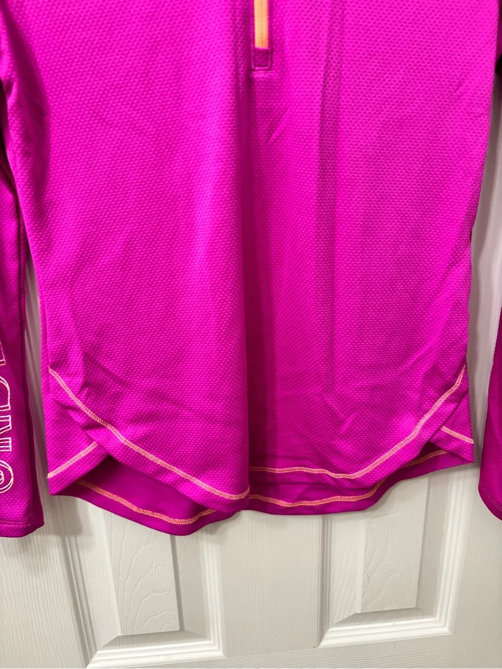 Under Armour Girls YMD Pink HeatGear 1/4 Zip Pullover Athletic Top